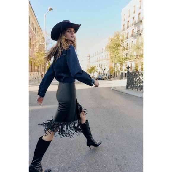 ZARA FAUX LEATHER FRINGED MIDI SKIRT - Picture 5 of 11